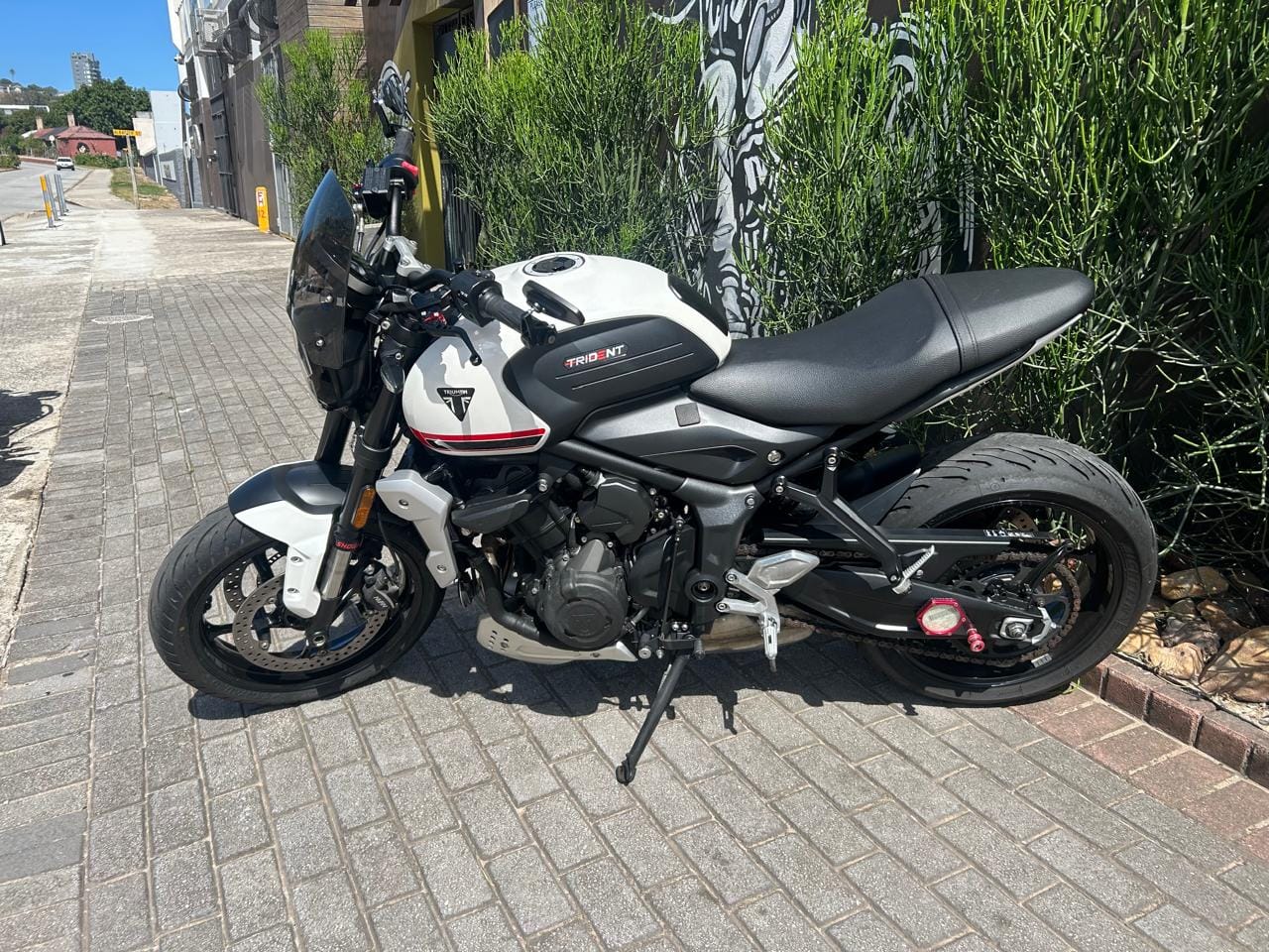 2021 Triumph Trident 660 - Image 4