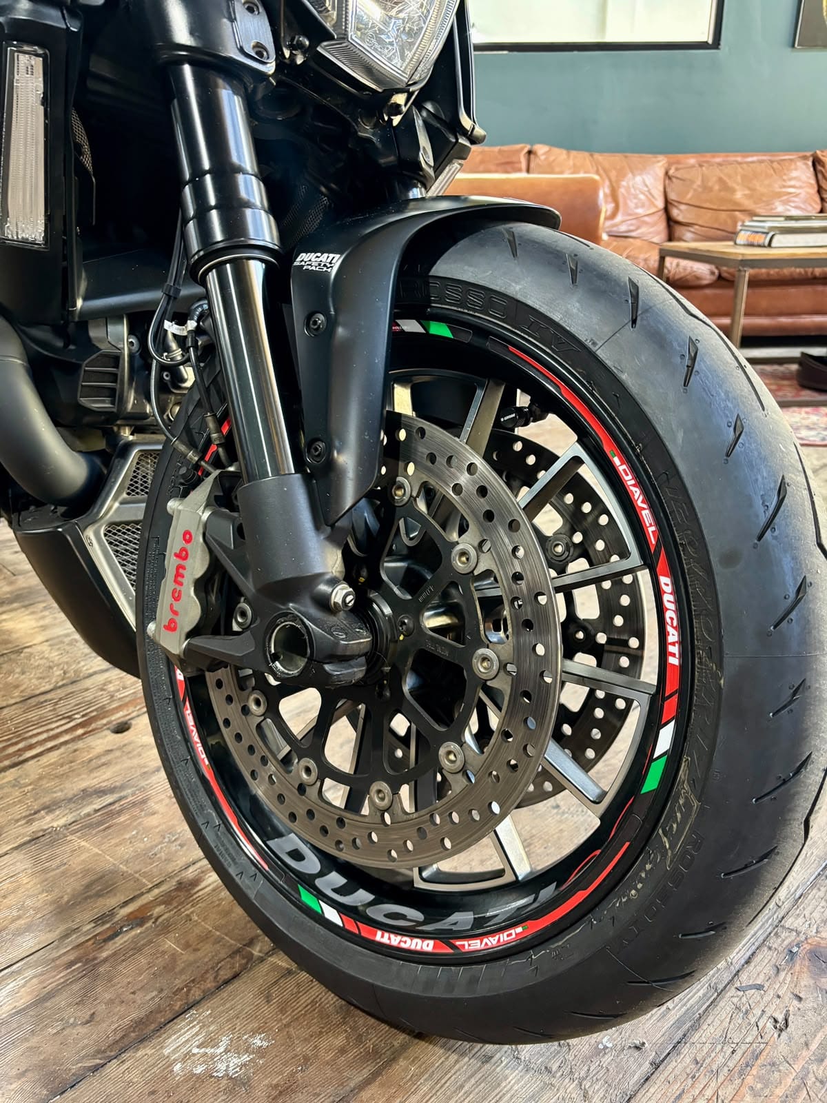 2018 Ducati Diavel Dark - Image 9
