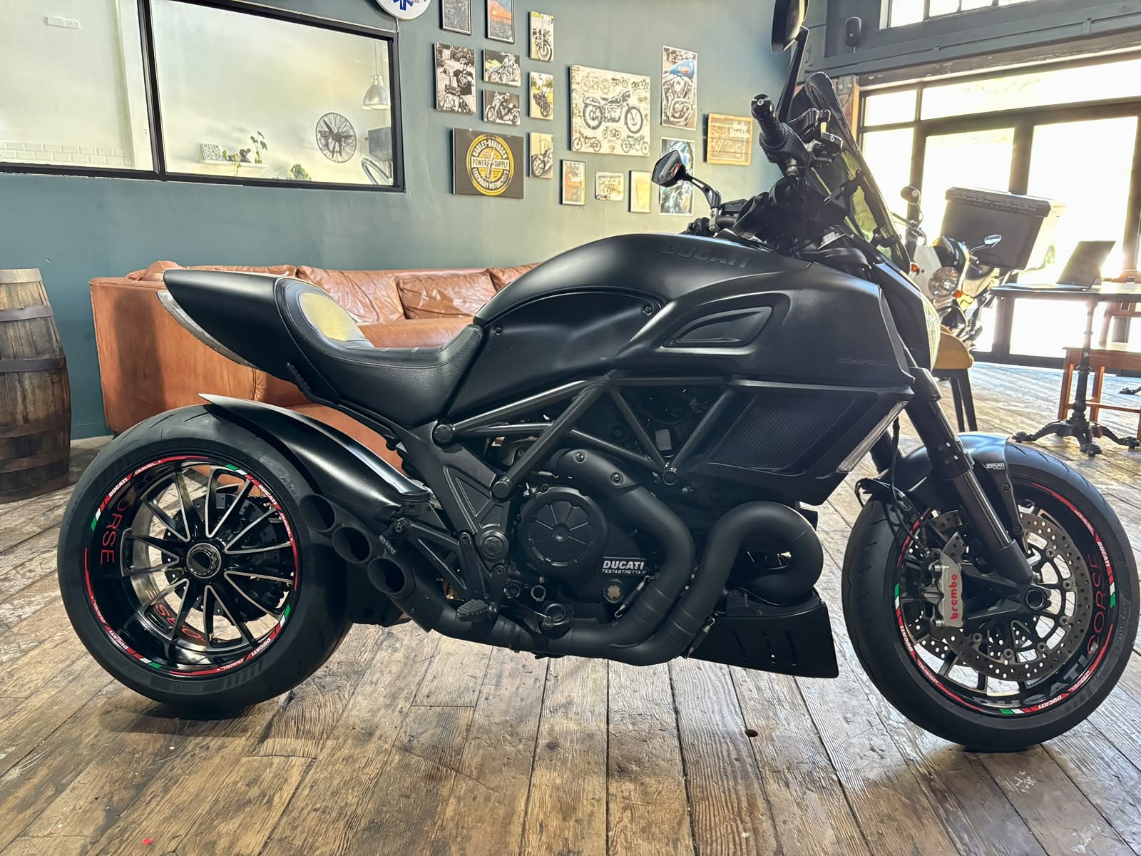 2018 Ducati Diavel Dark - Image 5
